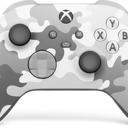 the Xbox controller is announced in the color "Arctic camouflage"